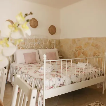 Bed and Breakfast Corte Degli Alberolungo Μπάρι