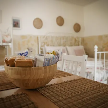 Corte Degli Alberolungo 3*